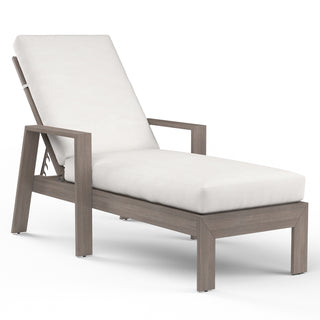Outdoor Lounge + Chaises