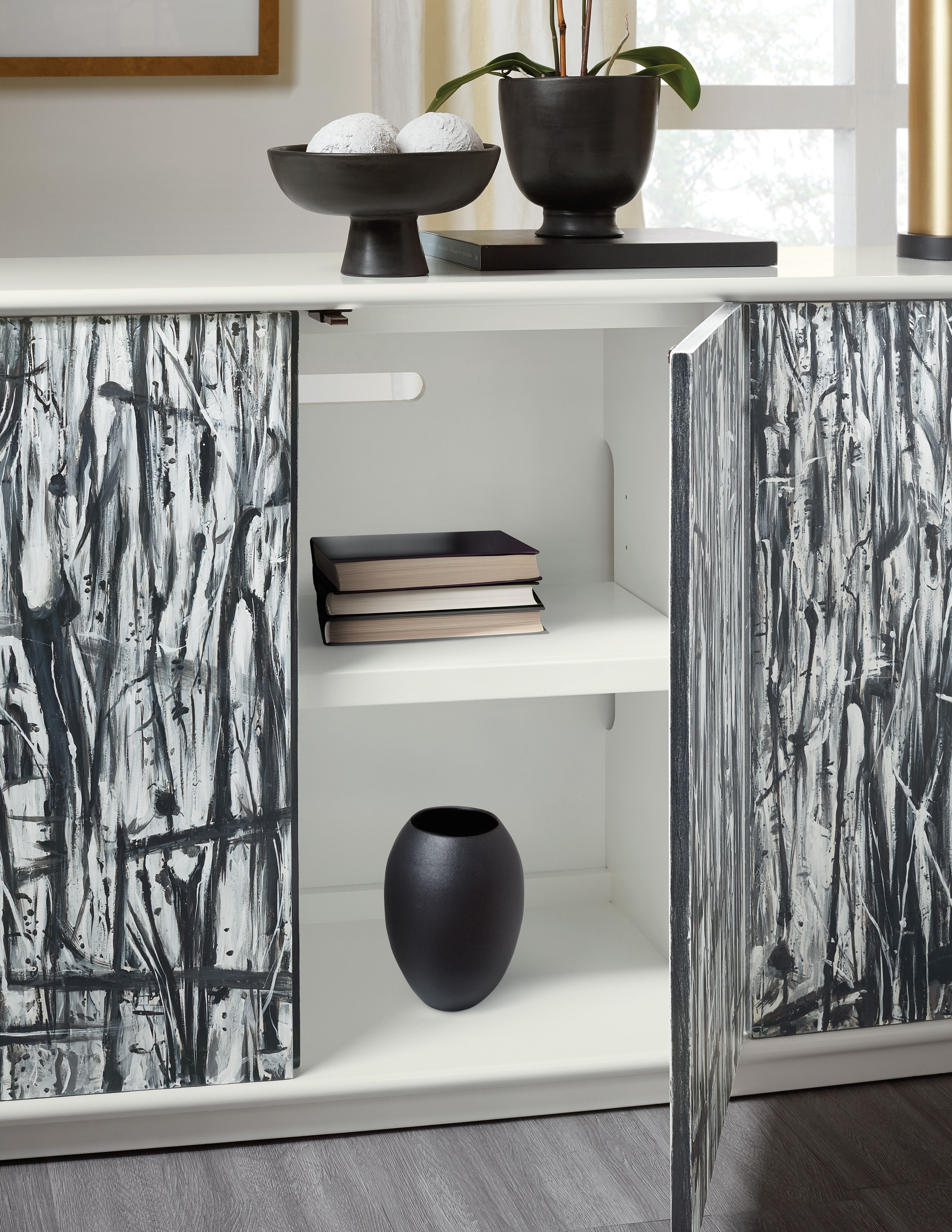 Melange Graffitio Credenza – Maple Veneer, Abstract Doors