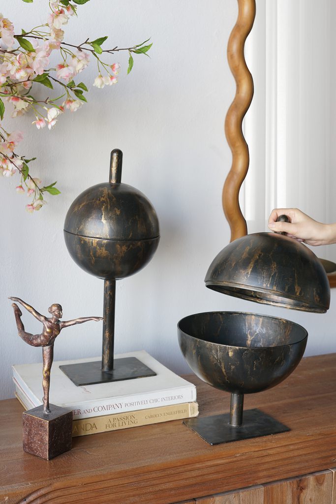 Orbis Hidden Tray Pedestal