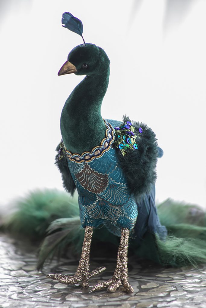 Harvest Peacock Small – Elegant Royal Holiday Décor