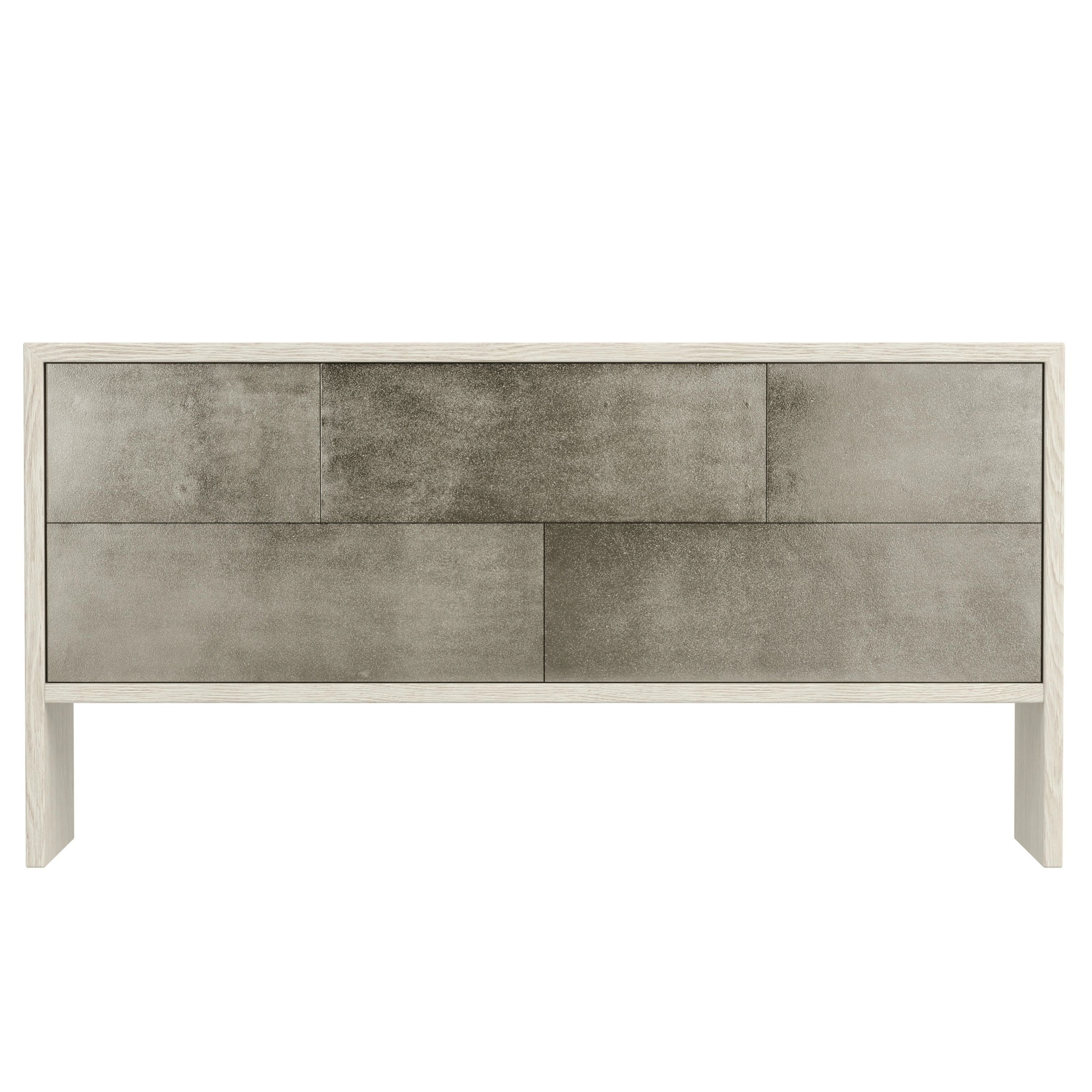 Lowe Dresser