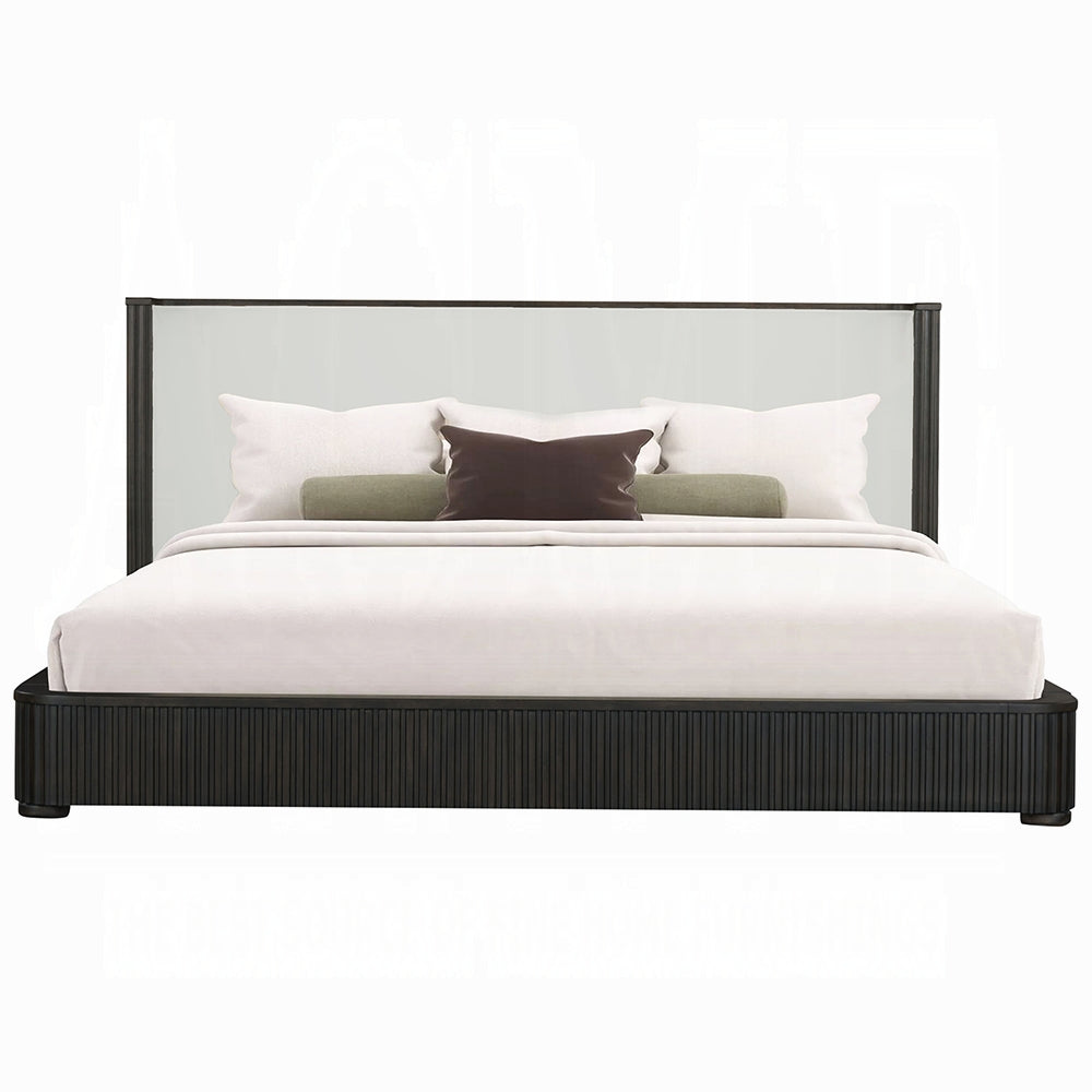 Clayten II Bed